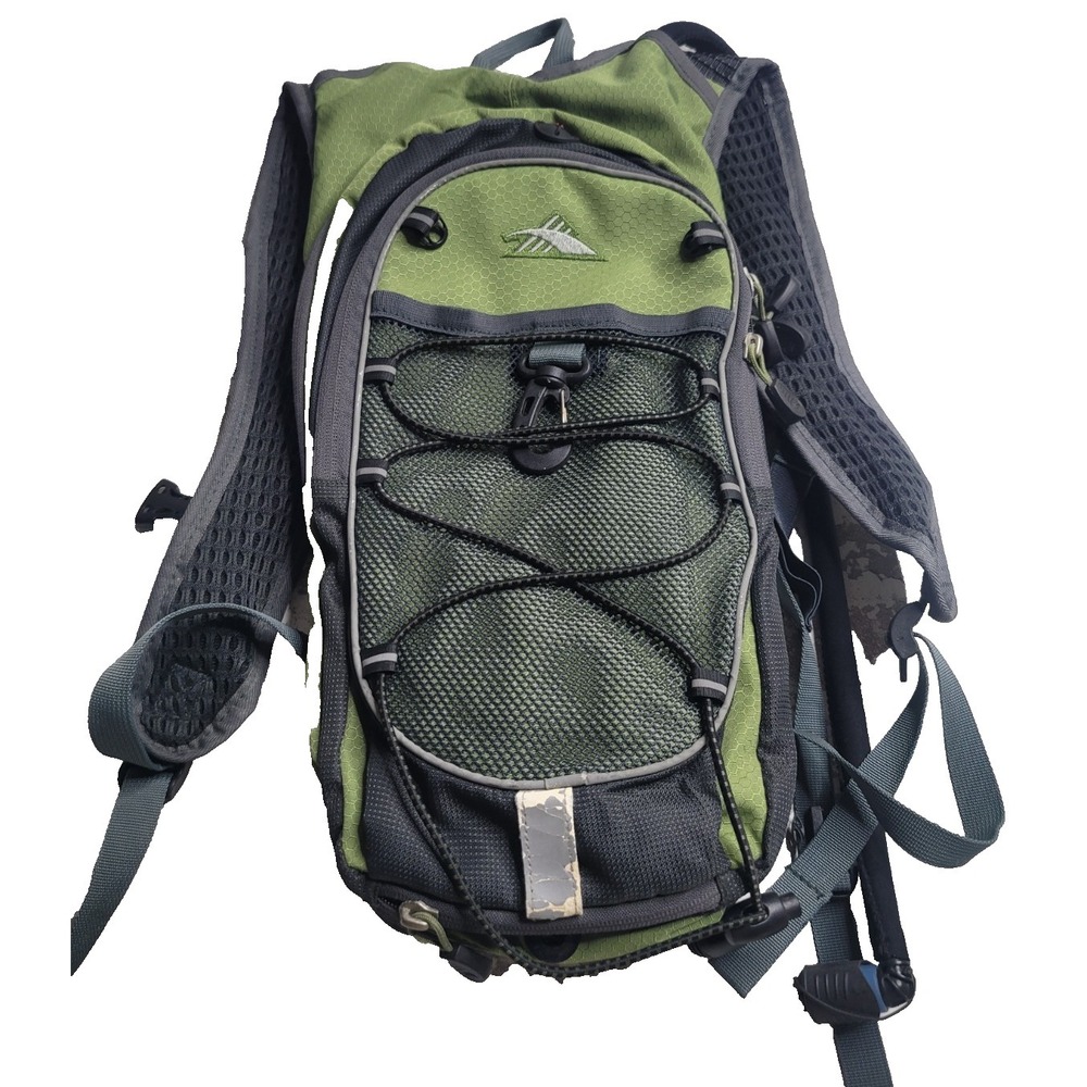 High Sierra Green Lightweight Hiking Backpack 18" w/ 2L Bladder & Airmesh Back